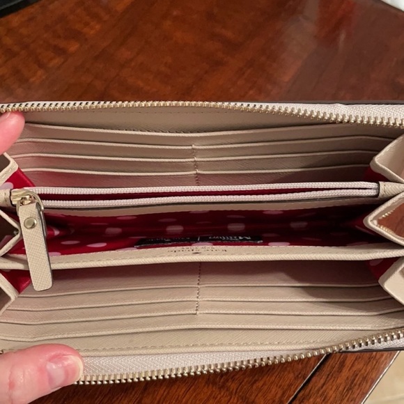 Kate Spade New York x Disney Minnie Mouse Limited Edition Wallet - Picture 5 of 7